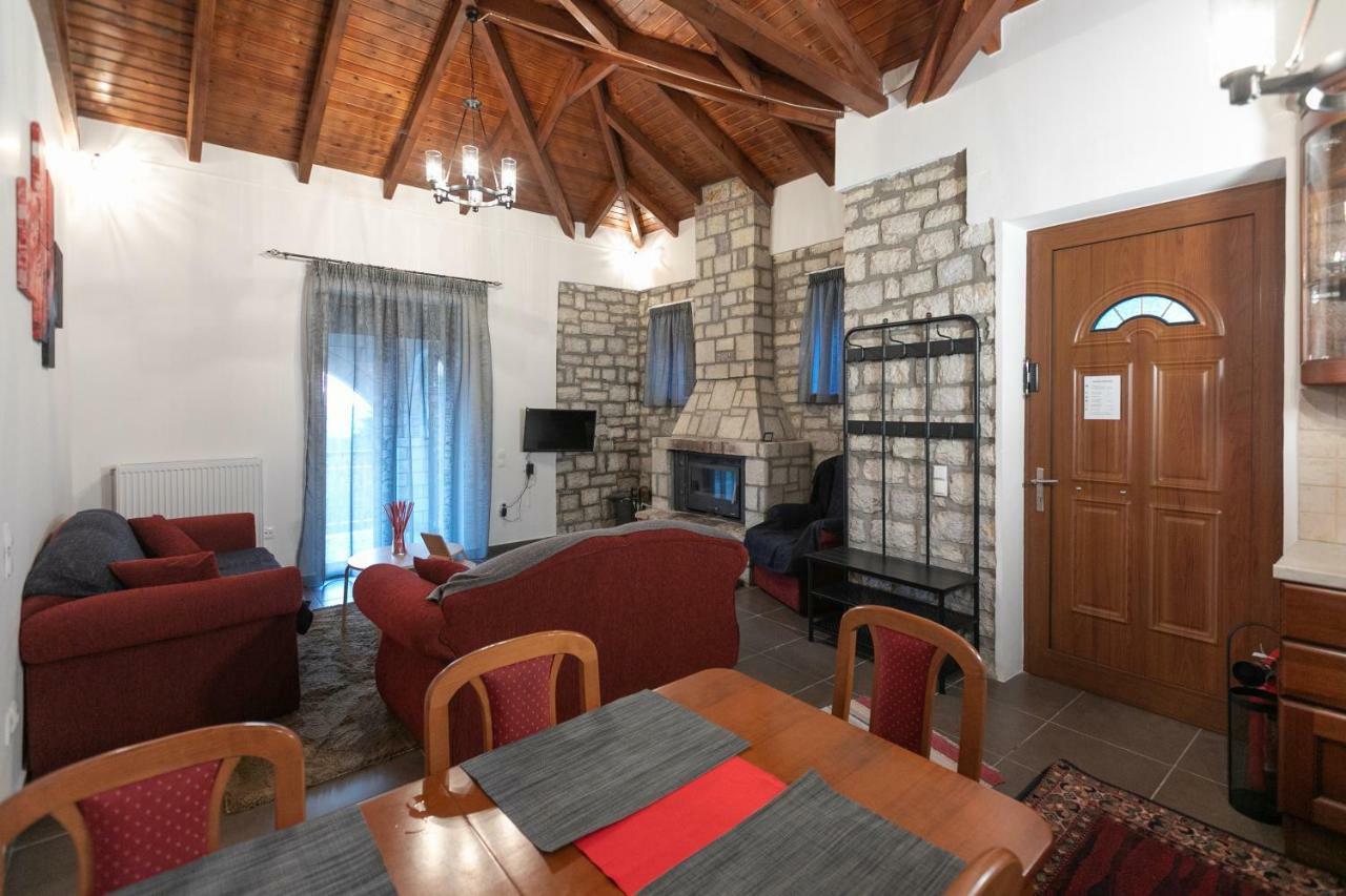 Relax In Mainalo Villa Radhos ภายนอก รูปภาพ